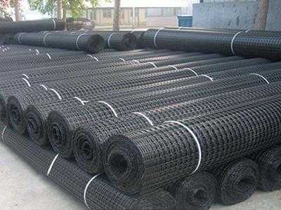 Warp-knitted geogrid Warp-knitted geogrid