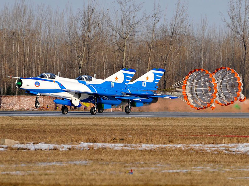 drogue parachute drogue parachute
