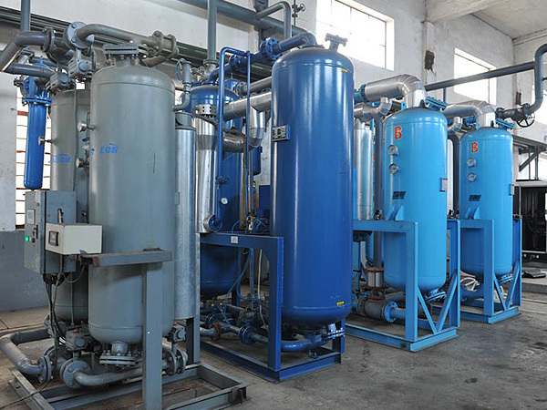 Recirculating air drying device Recirculating air drying device