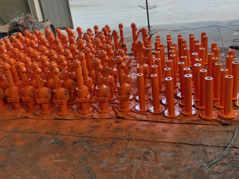 Pulverized coal nozzle assembly for flash smelting furnace