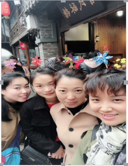香梅出游