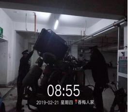 整治小區(qū)內(nèi)的“僵尸車”