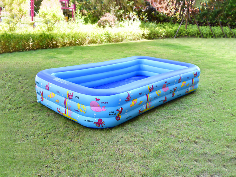 Inflatable pool