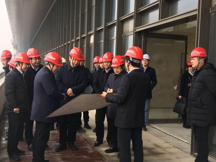 中建三局陈华元一行赴中建光谷之星项目检查指导