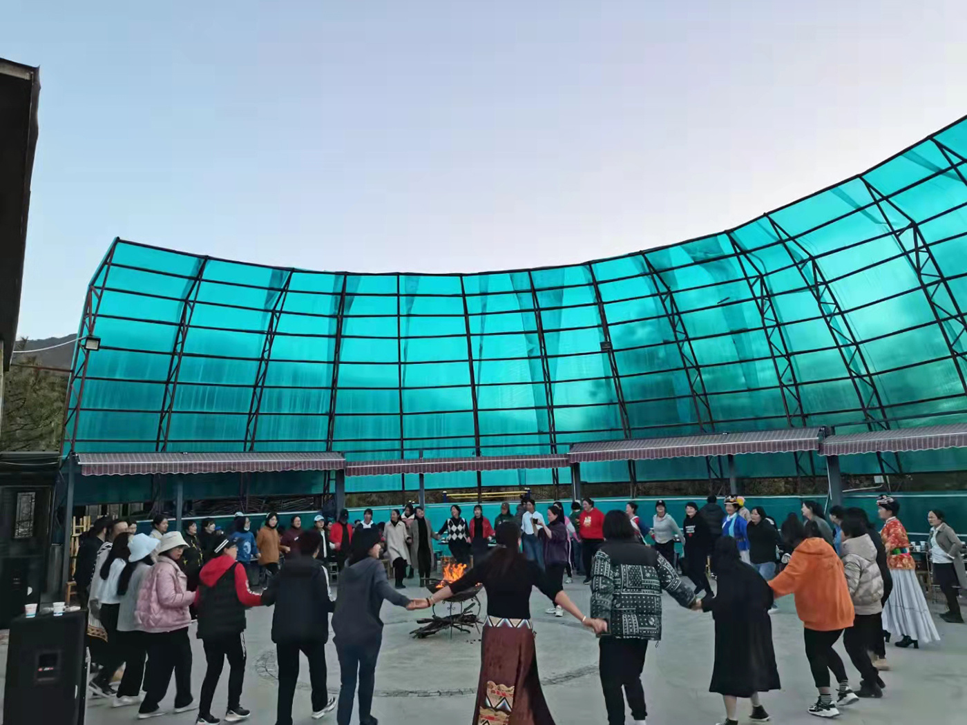 篝火晚会