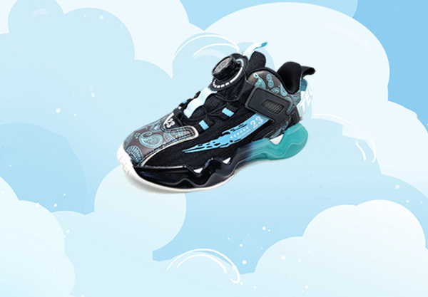 BASKETBALL SHOES