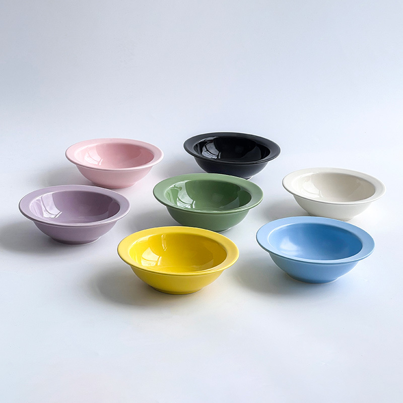 Solid color saucer bowl