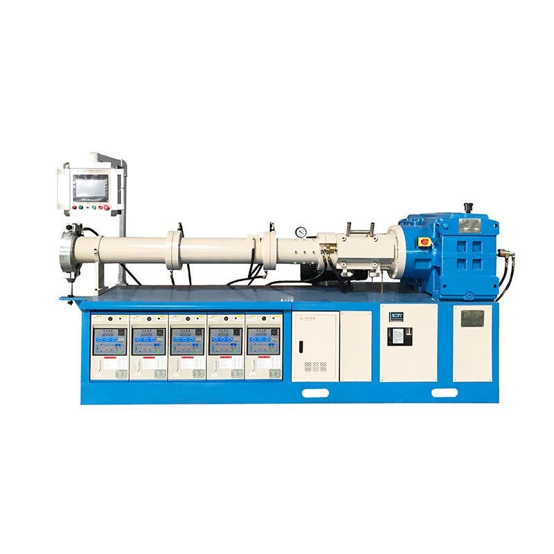 Exhaust type 120 rubber extruder