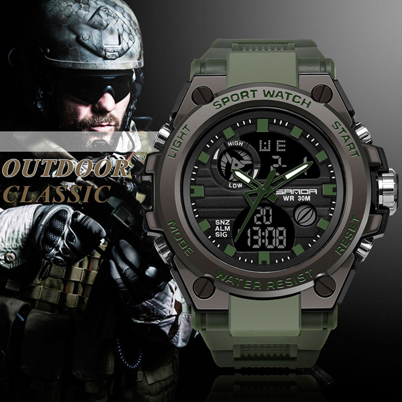 Large dial tactical watch