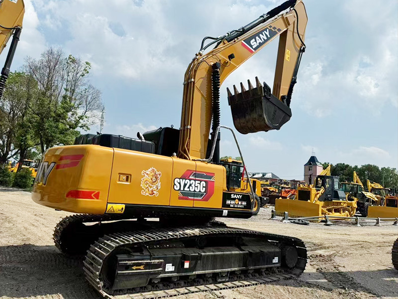 Excavator construction