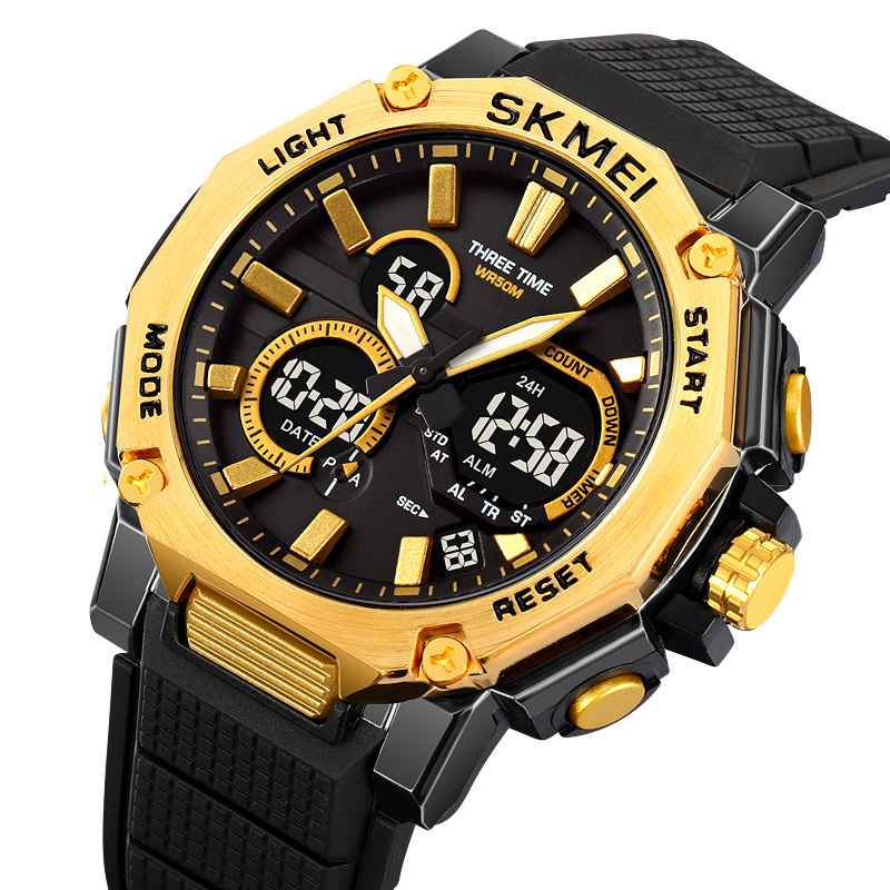 Multifunctional sports quartz watch