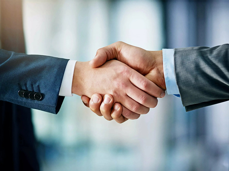 We cooperate with various manufacturers, such as jewelry, clothing, shoes and clothing, health care products, luggage, machinery and other categories of manufacturers, quality assurance and cheap.