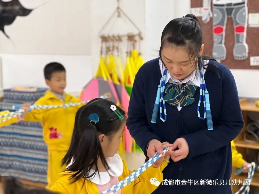 幼儿早操评比活动_成都市金牛区新徽乐贝儿幼儿园_幼儿园早操进退场音乐
