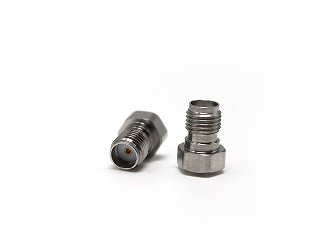 Precision Adapter SMA Female to IPEX 4 Male