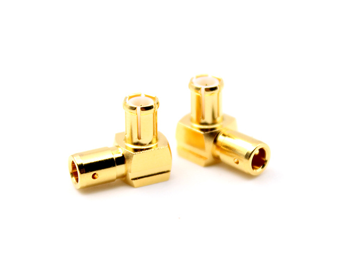 RF Connector MCX Male Right Angle for .086 Cable