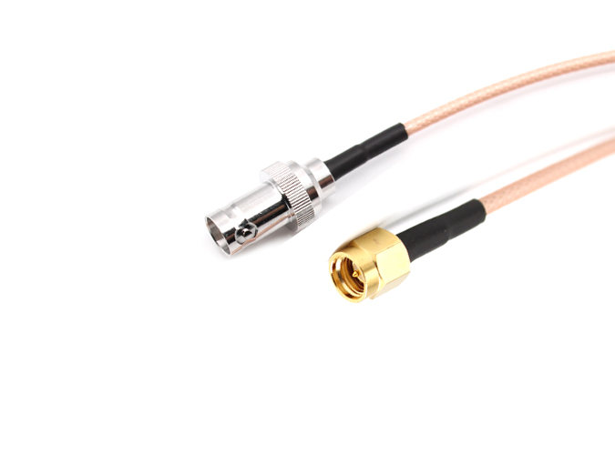 SMA公头和BNC母头接RG316D电缆长度250mm SMA公头和BNC母头接RG316D电缆长度250mm