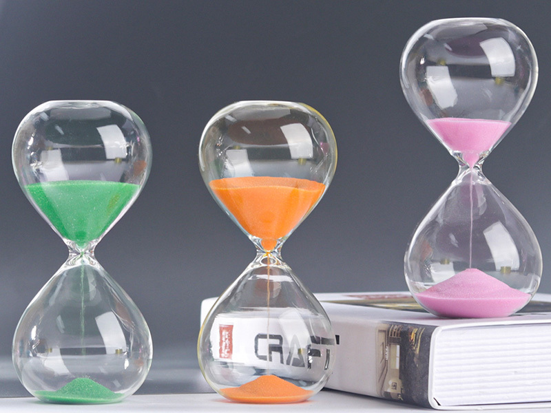 Decorative hourglass