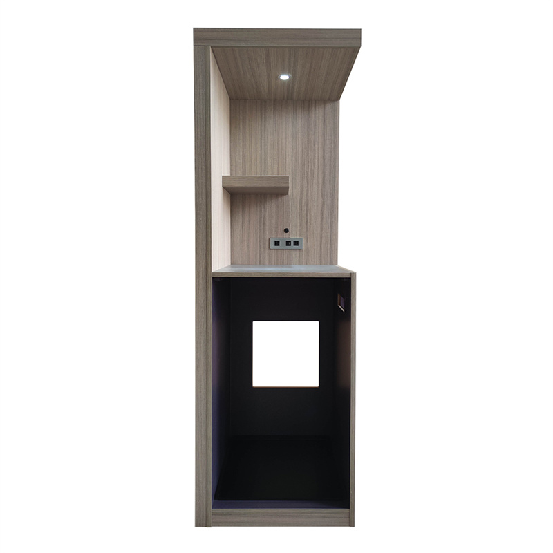 Corner cabinet