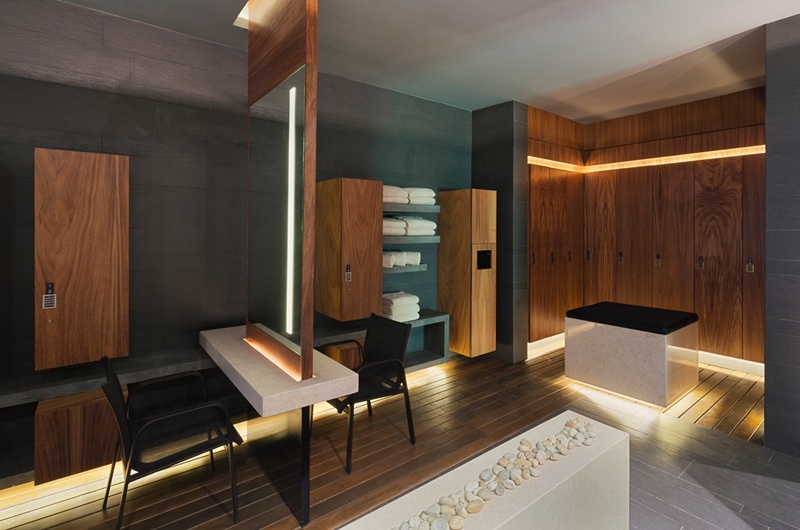 What will be the competitive advantage of custom furniture factories in 2023