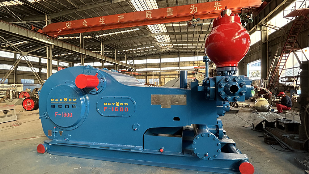 F-1600 Mud Pump