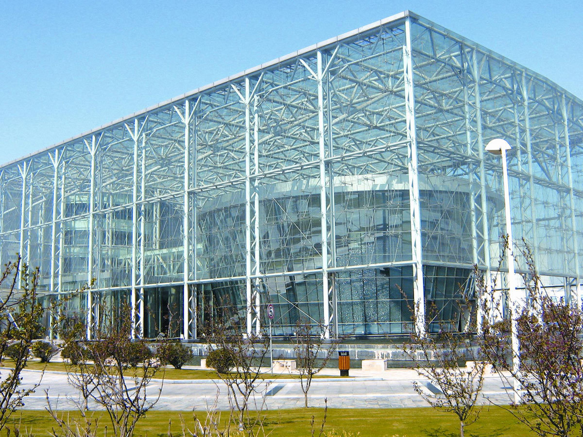 New government-funded construction projects fully implement green building standards