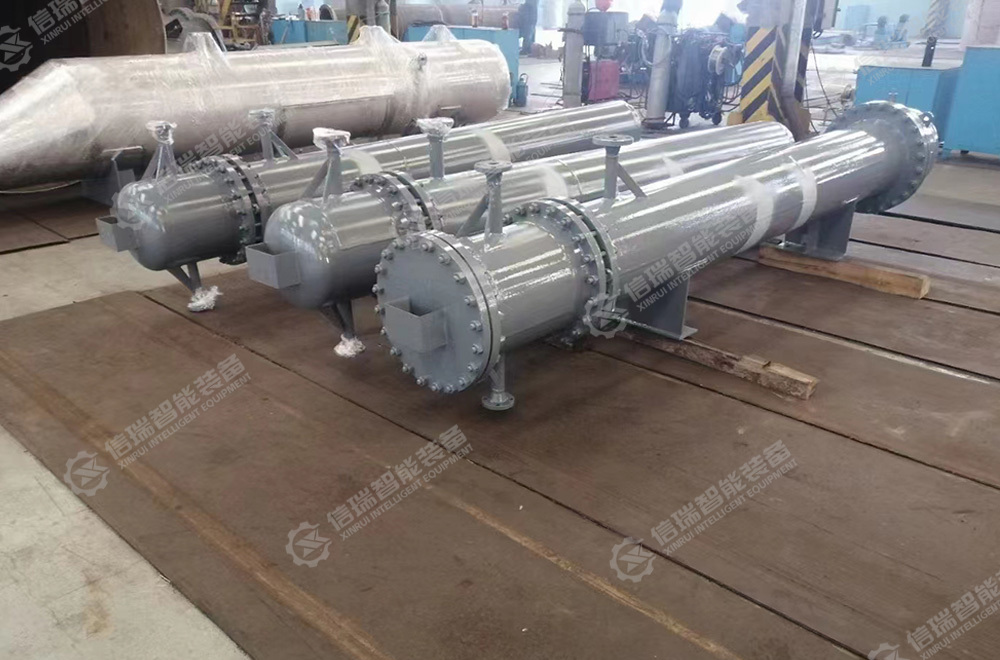 Evaporator and heat exchanger