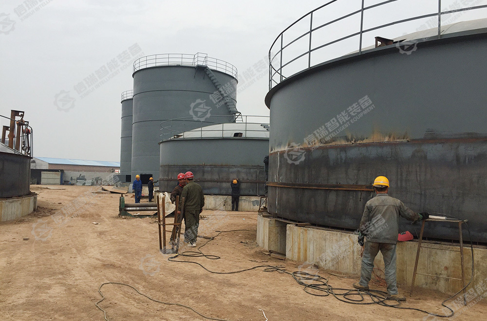 Storage tank construction site
