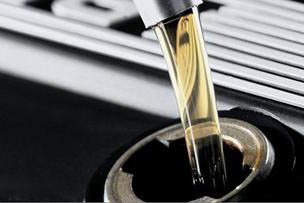 Composition and Properties of Crude Base Oil in Industrial Lubricants