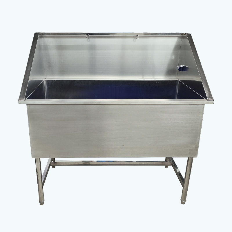 Doorless Bathing Pool