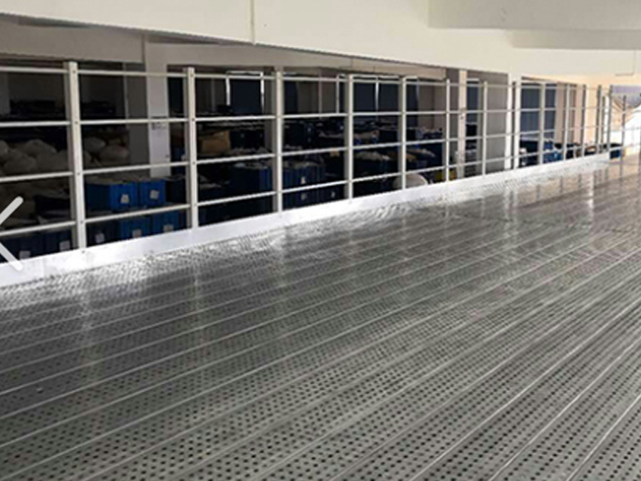 Open steel plank