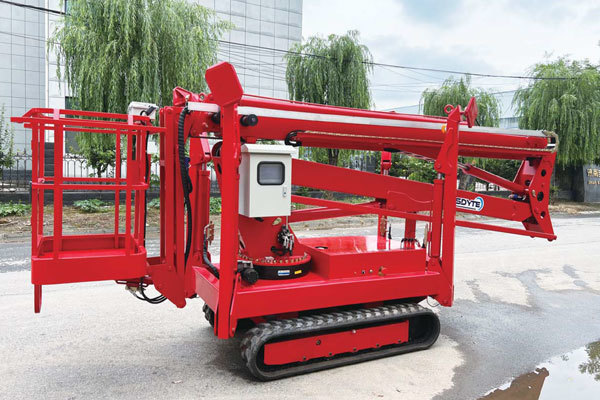 The characteristics of caterpillar elevator are introduced
