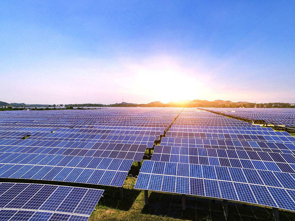 Global renewable energy additions hit a record high, but investment in technology areas still needs strengthening