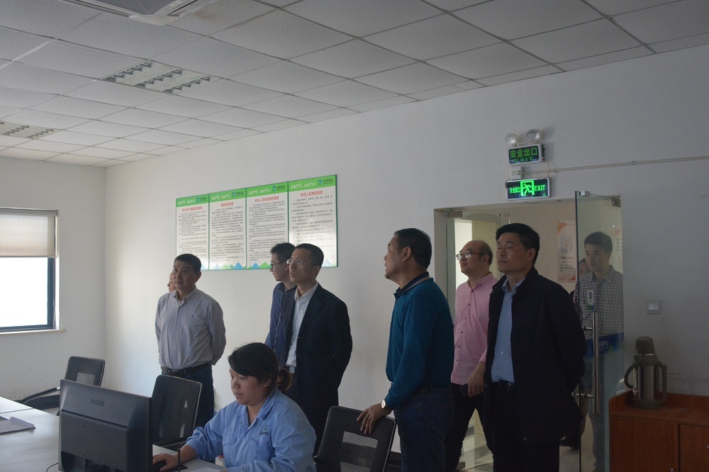 “做大做强，实体经济坚定信心”市长朱欢走访我公司后强调