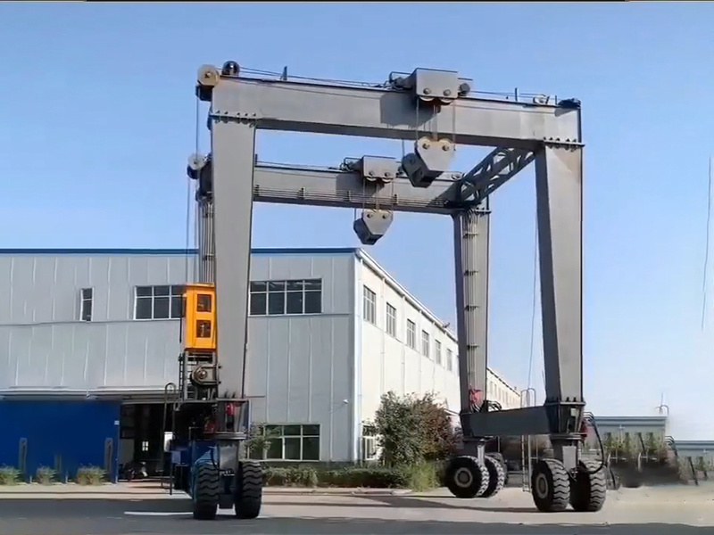 Rubber-tyred Gantry Crane with Drive Cab