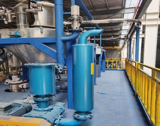 Negative Pressure Feeder