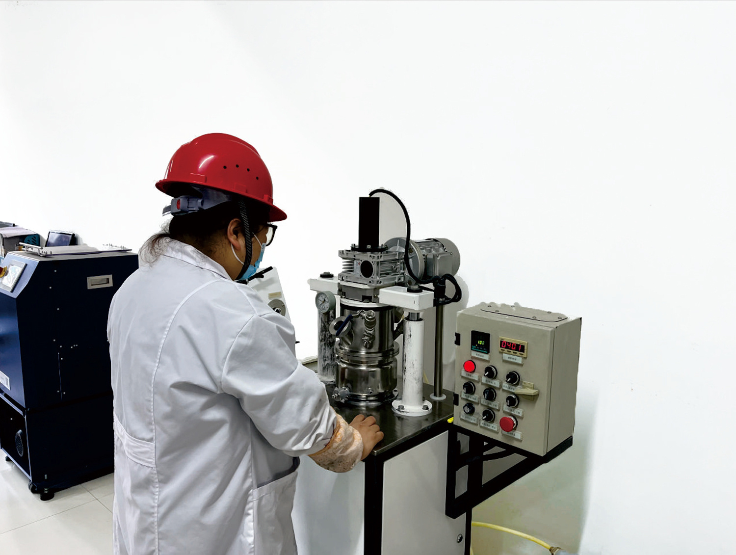 Small high-speed disperser