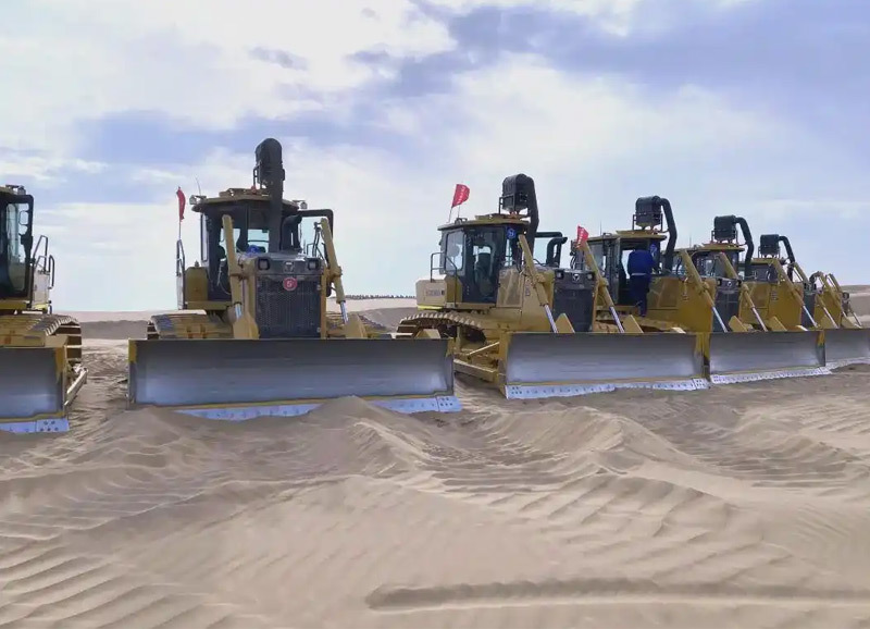 XCMG bulldozers help the rise of new energy in the North China desert