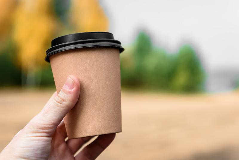 What is the process of making a disposable paper cup craft?