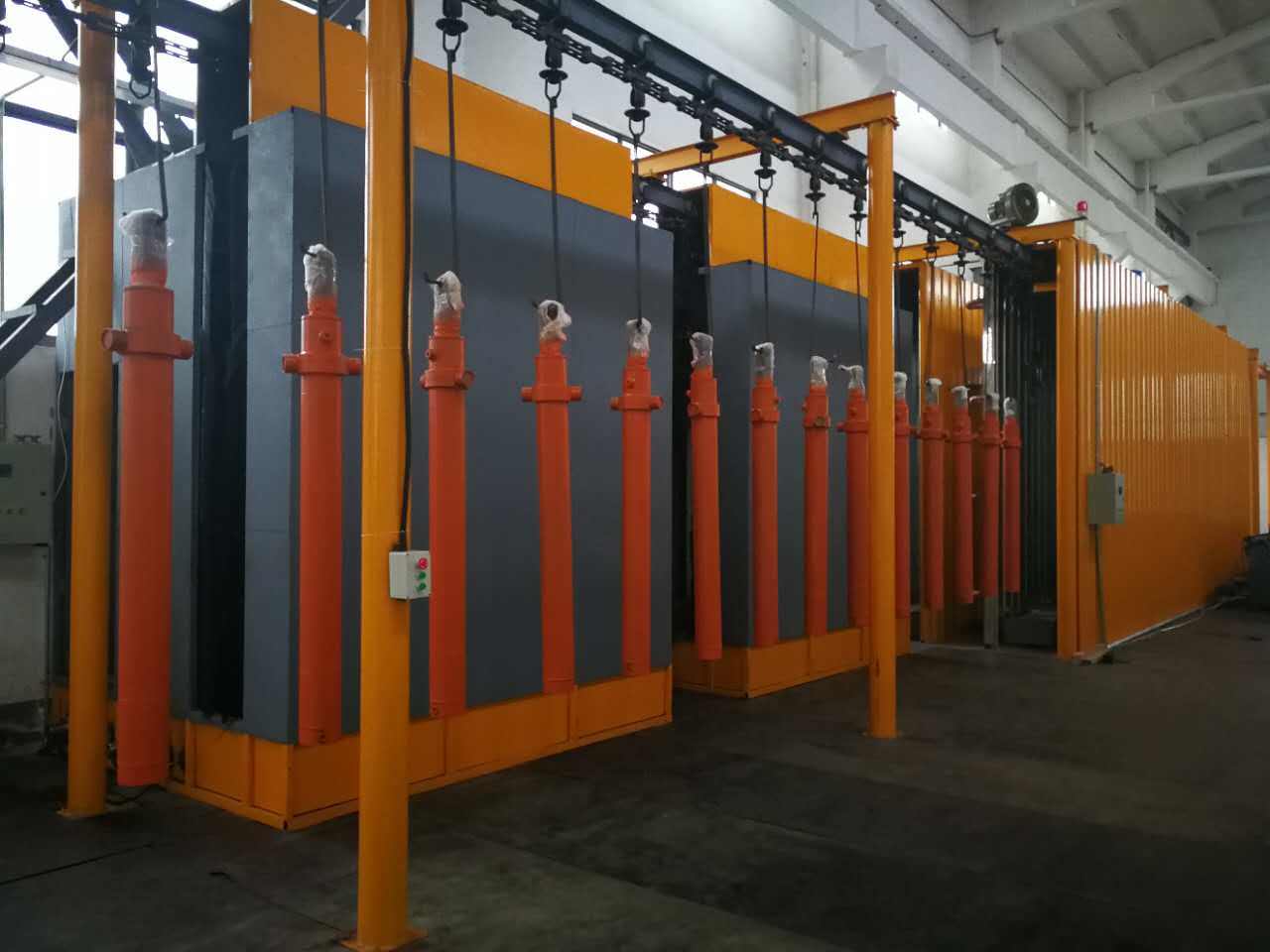 Rubber vulcanizing machine cylinder