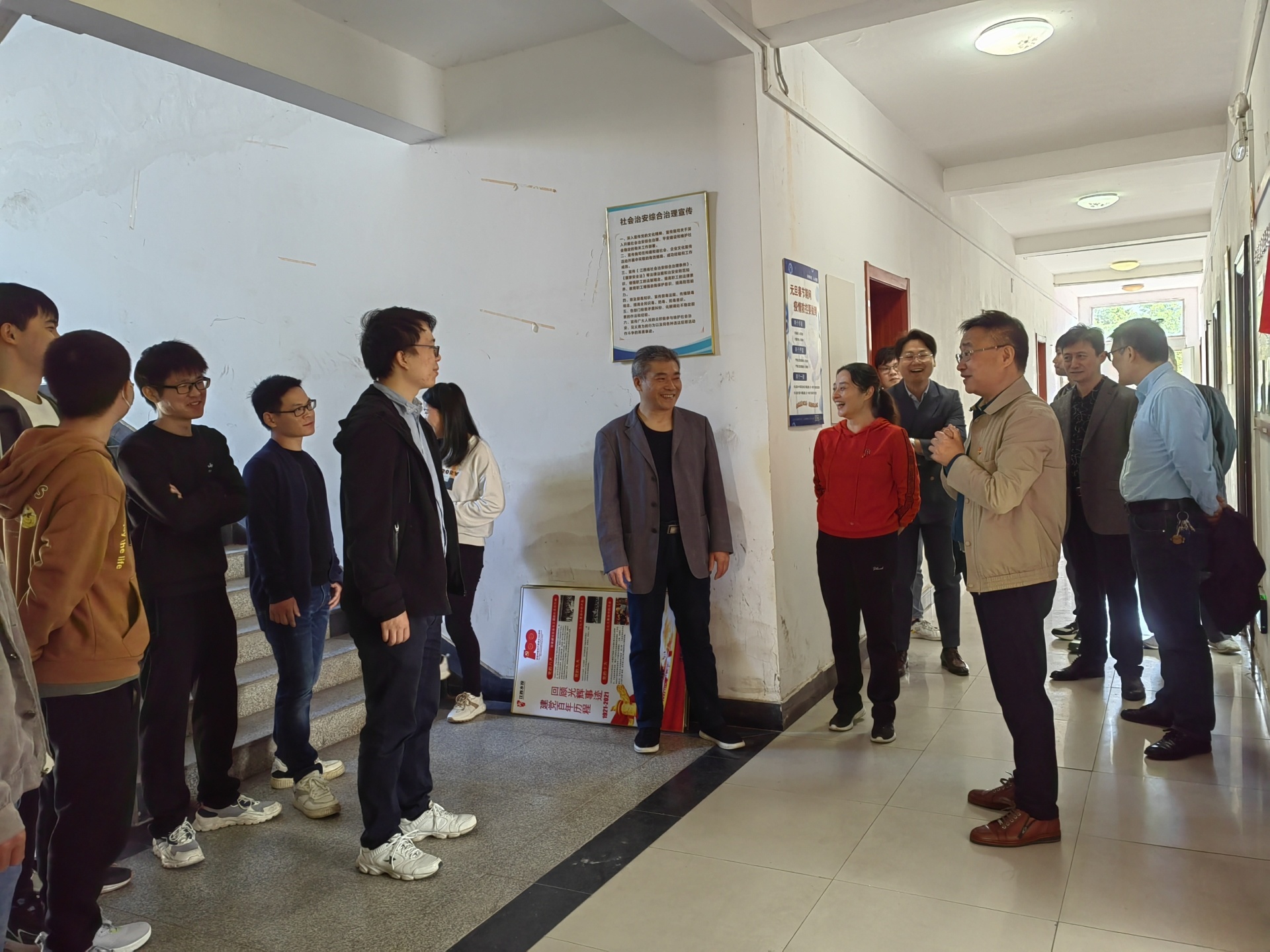 凝聚青春力量 | 江西乐动官方网页版安装“零距离”关爱青年员工成长