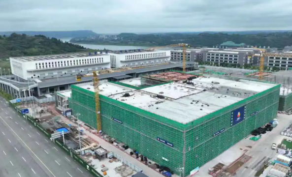 调整工时应对高温 江西建工四建抢工忙
