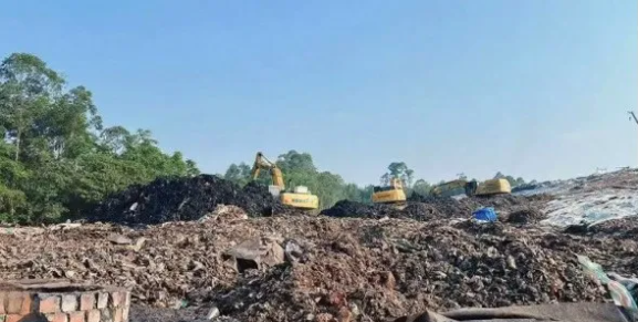 高温“烤”验下的生态卫士——江西建工轨道团队奋战乐山垃圾场封场治理一线纪实