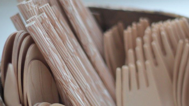 Exploring Birch Wood Coffee Mixers: A Sustainable Approach in the Plastic Industry