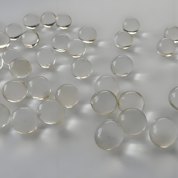 Solid seamless softgel