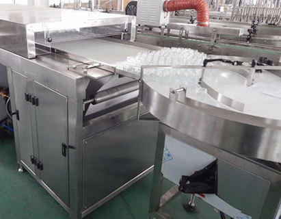 超声波洗瓶机可用于手动清洁死角