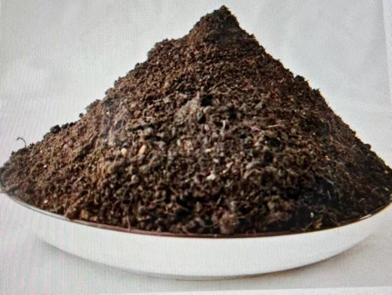 Solid organic fertilizer