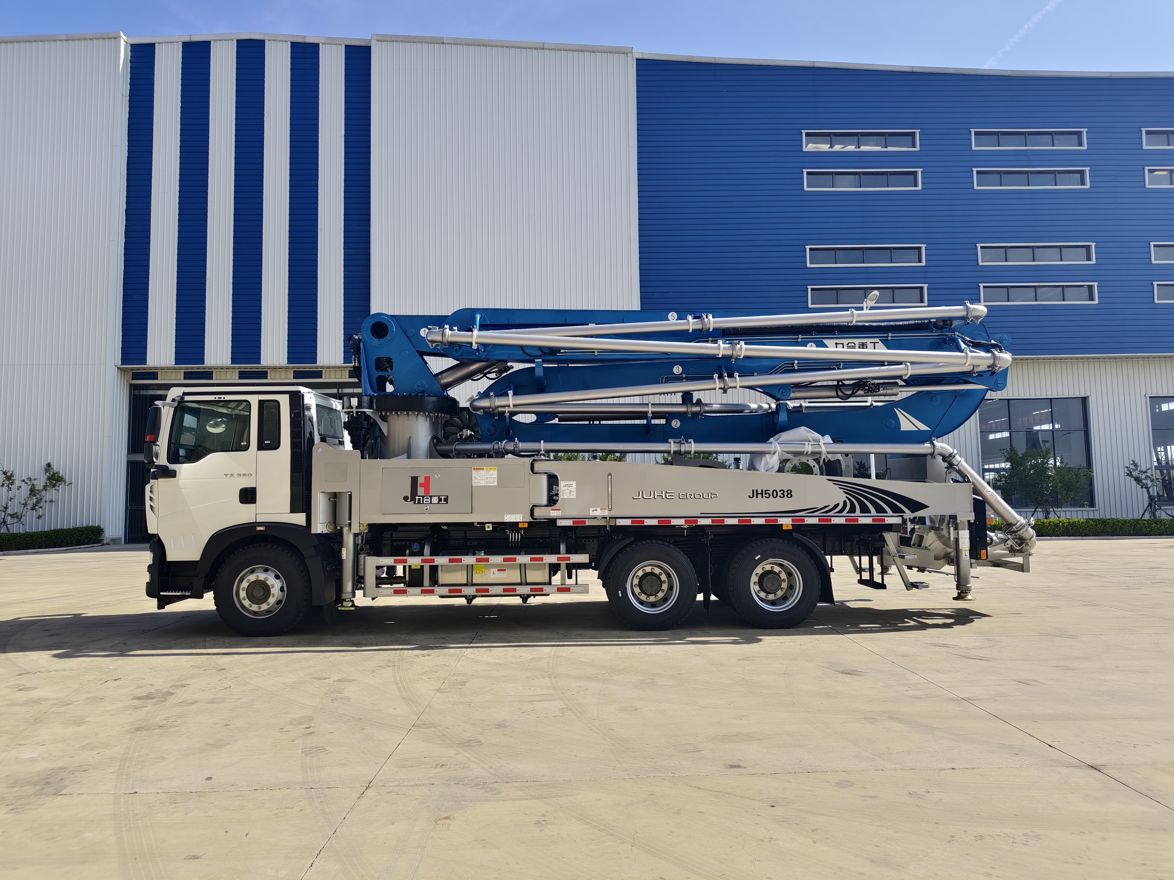 A Comprehensive Guide: Buying Your First Pump Truck
