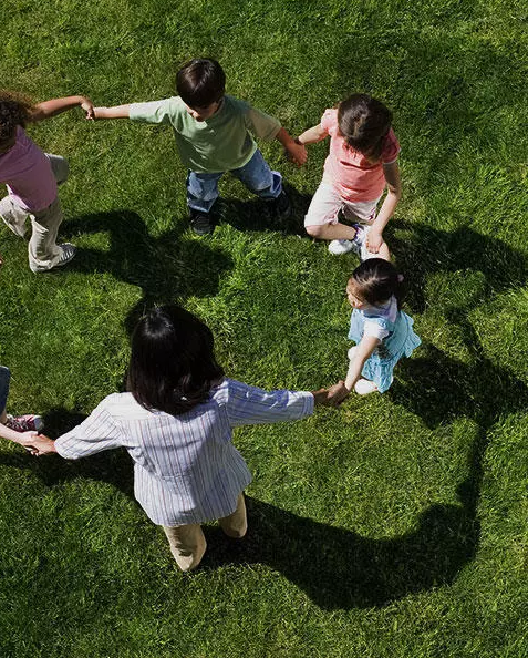 深圳幼兒園優(yōu)質(zhì)人造草坪哪家好？善跑體育