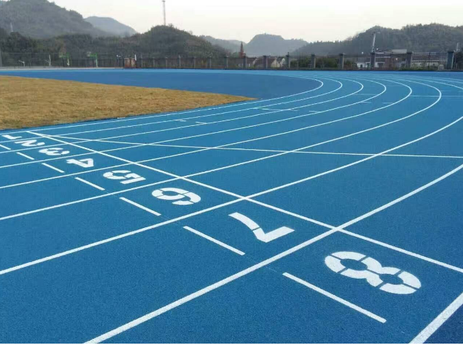 深圳最專業(yè)的學(xué)校CS碳構(gòu)水性跑道施工單位