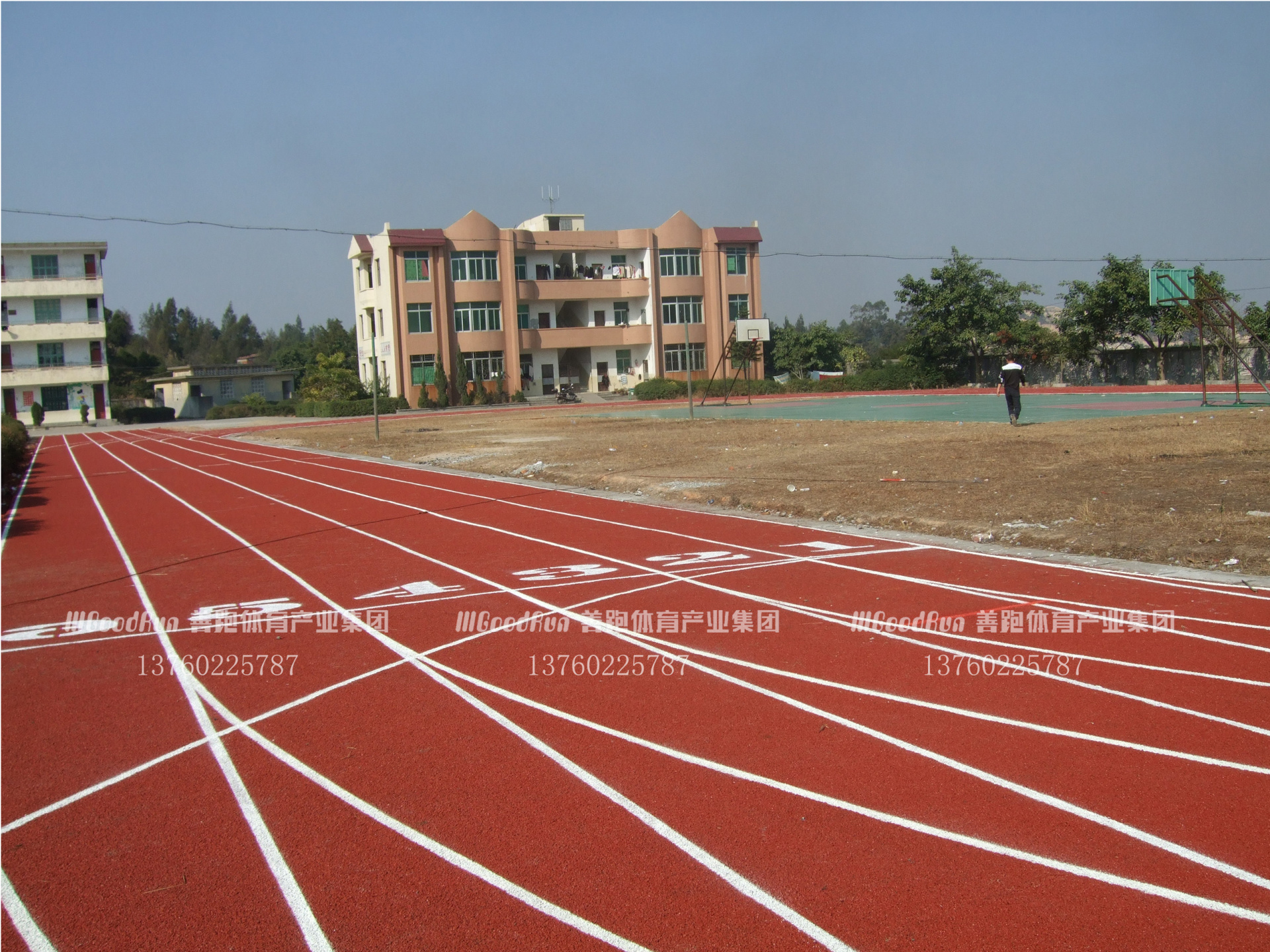 福建塑膠跑道哪家好？塑膠跑道施工工程案例